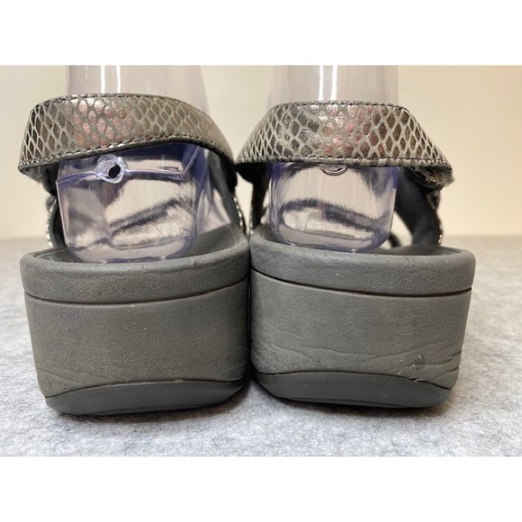 Vionic Bolinas Silver Snake Embossed Strappy Sandals Woman's Size 8.5 - Picture 5 of 7